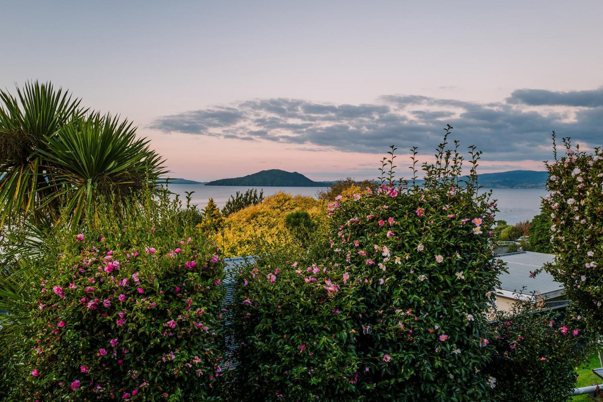 Rotorua Serenity Lakeview Retreat Luaran gambar